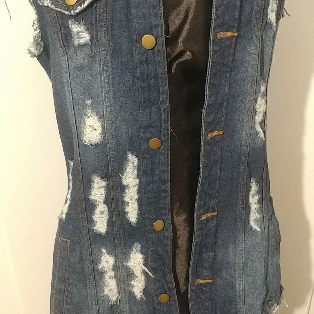 Riva Curve Ripped Denim Jacket